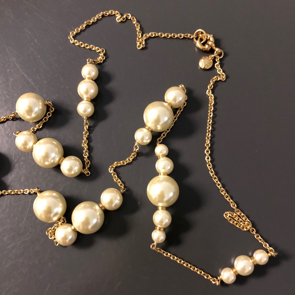J. Crew Classic Pearl Gold Chain Necklace